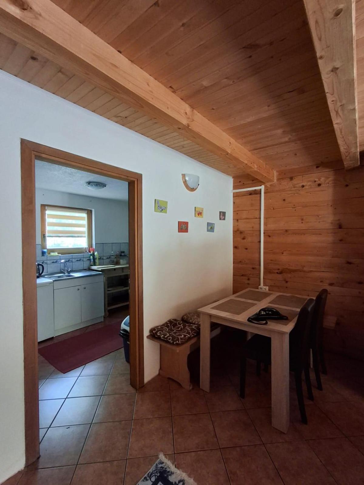 Apartman Relax In Nature ヤイツェ エクステリア 写真