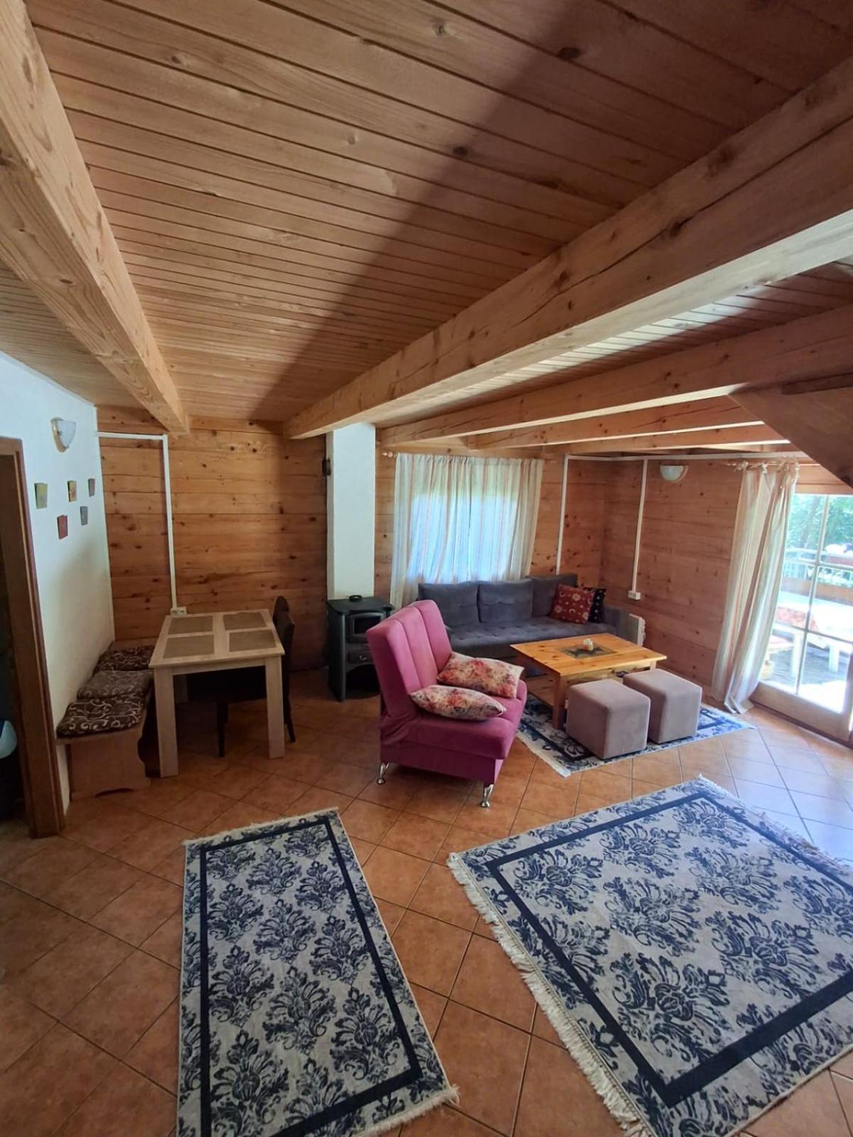 Apartman Relax In Nature ヤイツェ エクステリア 写真